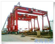 宁波港轨道吊运输项目